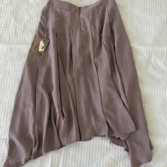 High low pleated skirt - Picture 6 of 6